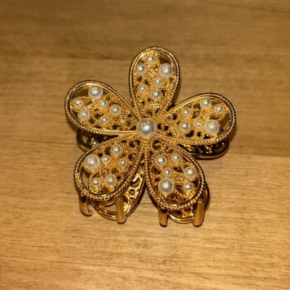flower claw clip new 🆕